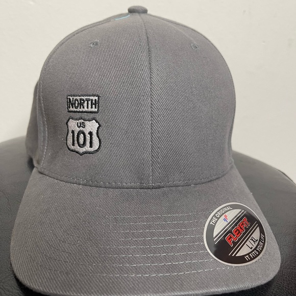 Hat - Picture 11 of 13